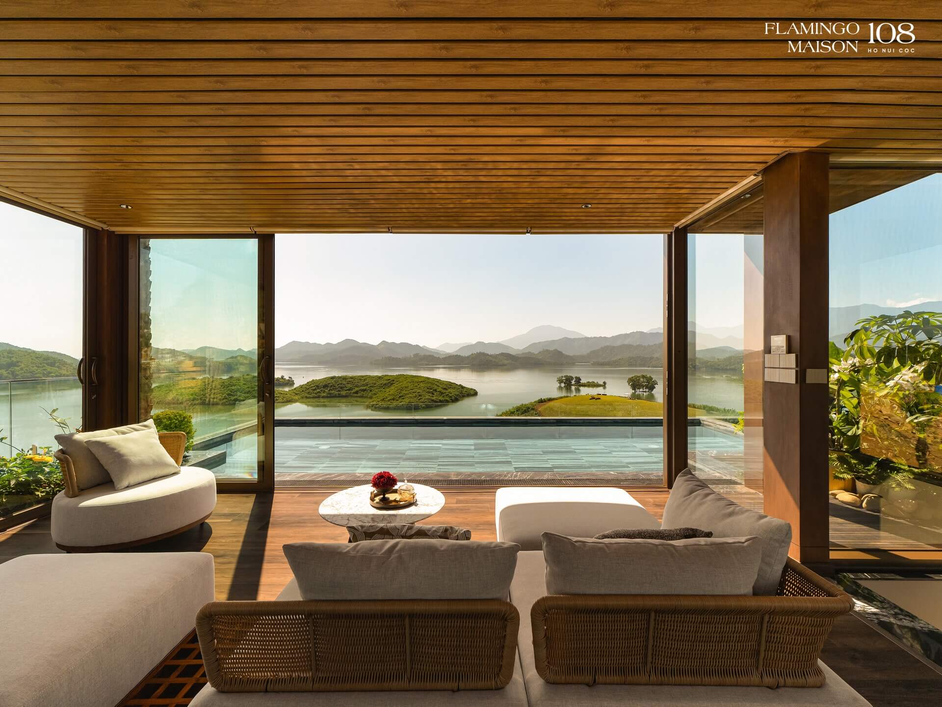 Flamingo Maison 108 Ho Nui Coc